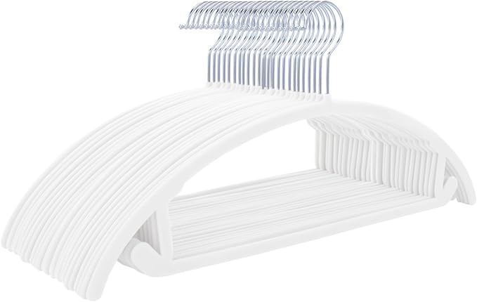 MIZGI Premium Velvet Hangers 60 Pack Heavyduty- Non Slip No Shoulder Bump Suit by MIZGI