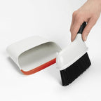 OXO Good Grips Compact Dustpan and Brush Set - Image 5
