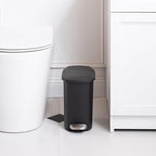Amazon Basics Compact Plastic Bathroom Trash Can - Image 8