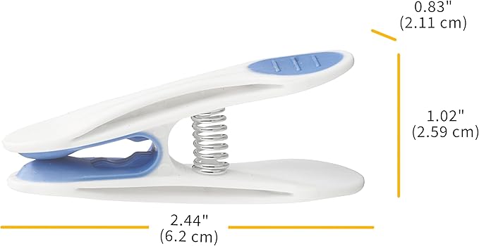 Whitmor Soft Touch Clothespins - Image 4