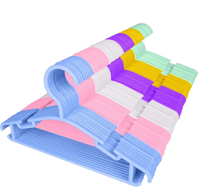 GoodtoU Kids Hangers Plastic by GoodtoU