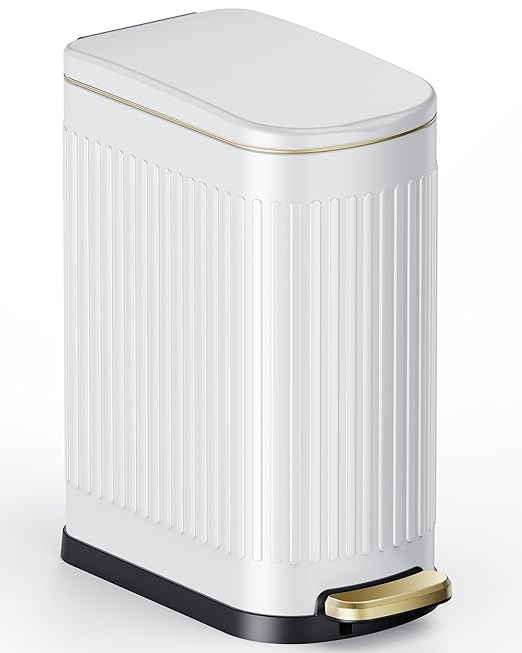 CEROELDA White Bathroom Trash Can by WelcometoCEROELDA