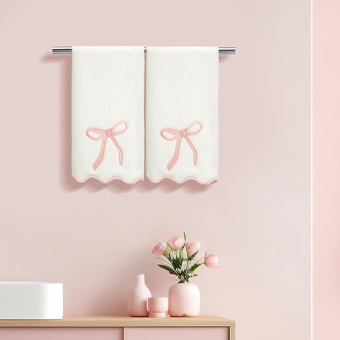 2 Pcs White Pink Scalloped Hand Towels - Image 3