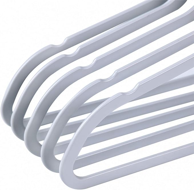 Quality Hangers 50 Pack Plastic Hangers - Image 7