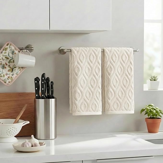 Artoid Mode 2 Pcs Beige 3D Diamond Grid Jacquard Hand Towels - Image 3