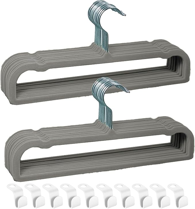 Velvet Hangers Non Slip by WJWSKI