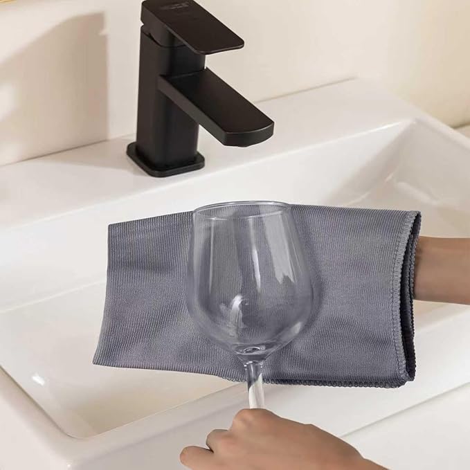 Microfiber Glass Cleaning Cloth 8 Pack, 16 Inch X 12 Inch, Lint Free Quickly - Image 3