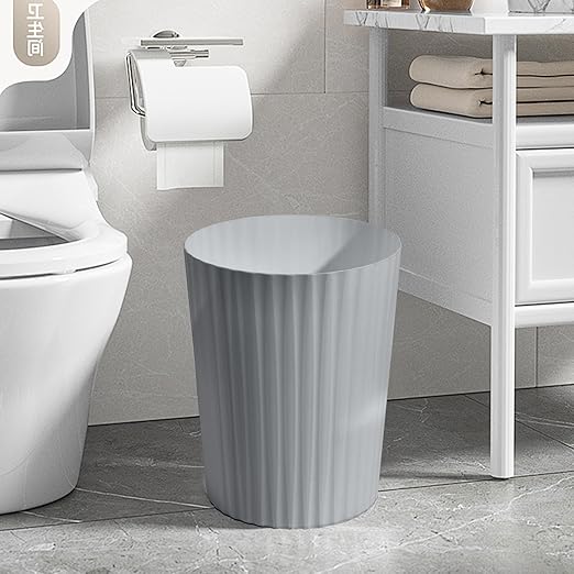 Versatile 2 Gallon Plastic Trash Can - Image 7
