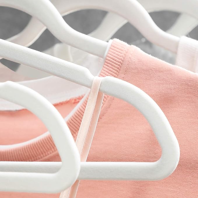 SONGMICS Slim Velvet Hangers, Non-Slip Clothes Hangers - Image 7