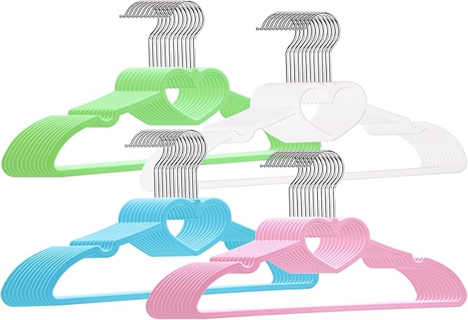 Plastic Heart-Shaped Hangers 20 Pack by ZRKFSR