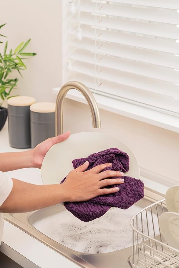 Scotch-Brite Microfiber Premium Kitchen Cloth - Image 4