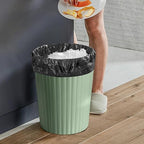 Versatile 2 Gallon Plastic Trash Can - Image 4