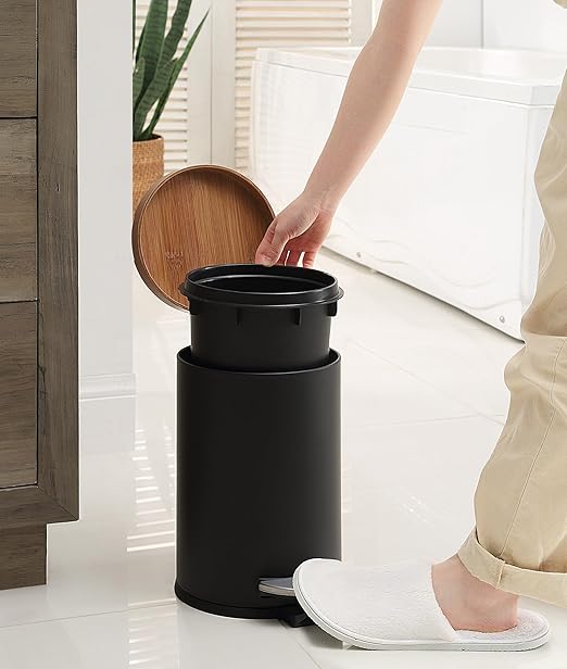 SunnyPoint Elite Bamboo Lid 4.5 Liter / 1.2 Gallon Round Trash Can - Image 3