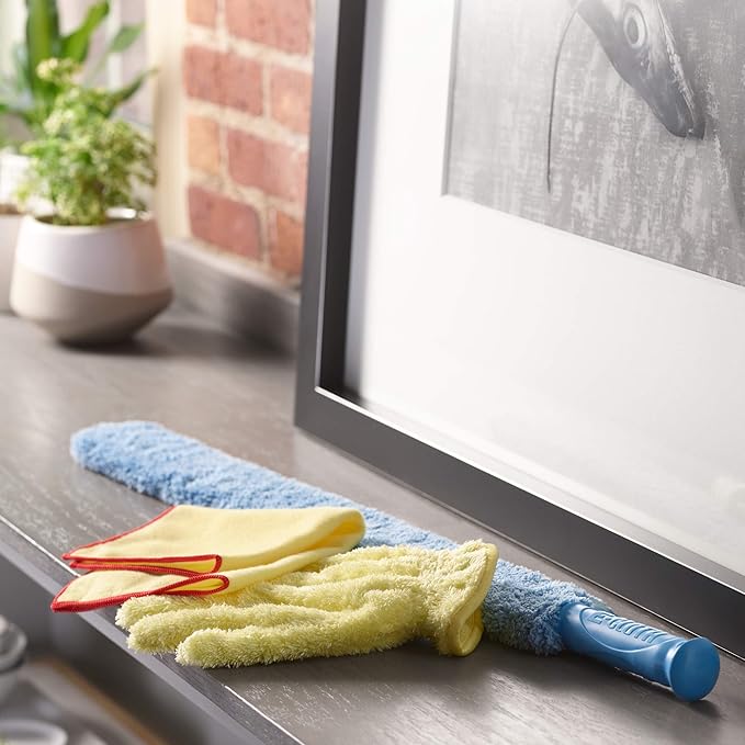 E-Cloth High Performance Dusting Glove, Microfiber Cleaning Cloth, Traps Dust - Image 4