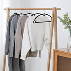 OIKA Hangers 50 Pack No Shoulder Bump - Image 5