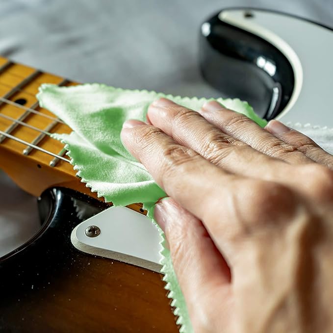 AAwipes Guitar Cloths Microfiber Plush Polishing Cloths - Image 2