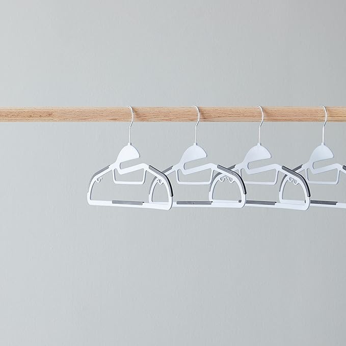Amazon Basics Space Saving Non-Slip Rubber Coated Plastic Hangers - Image 6