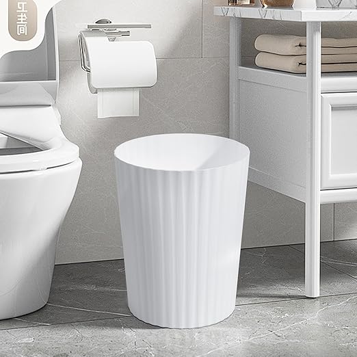 Versatile 2 Gallon Plastic Trash Can - Image 7