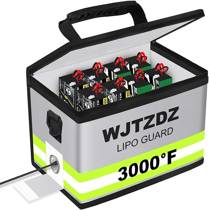 Upgraded Lipo Battery Fireproof Explosionproof Bag, 4 Layers of Heat Insulated by Unknown