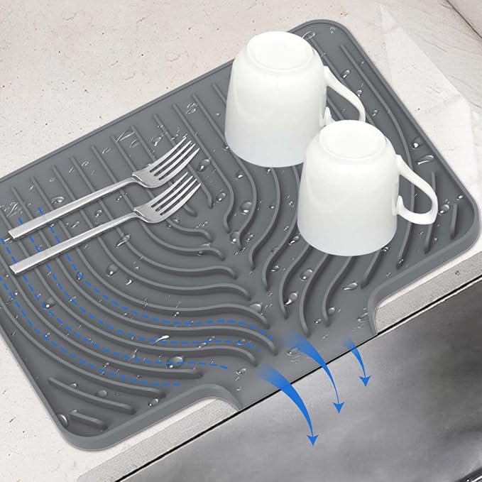 Compact Dish Drying Mat by JACZZO