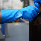 SHOWA 719 Nitrile Unlined Chemical Resistant Safety Glove - Image 5