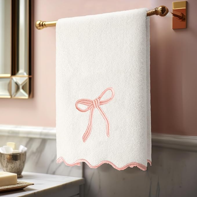 2 Pcs White Pink Scalloped Hand Towels - Image 5