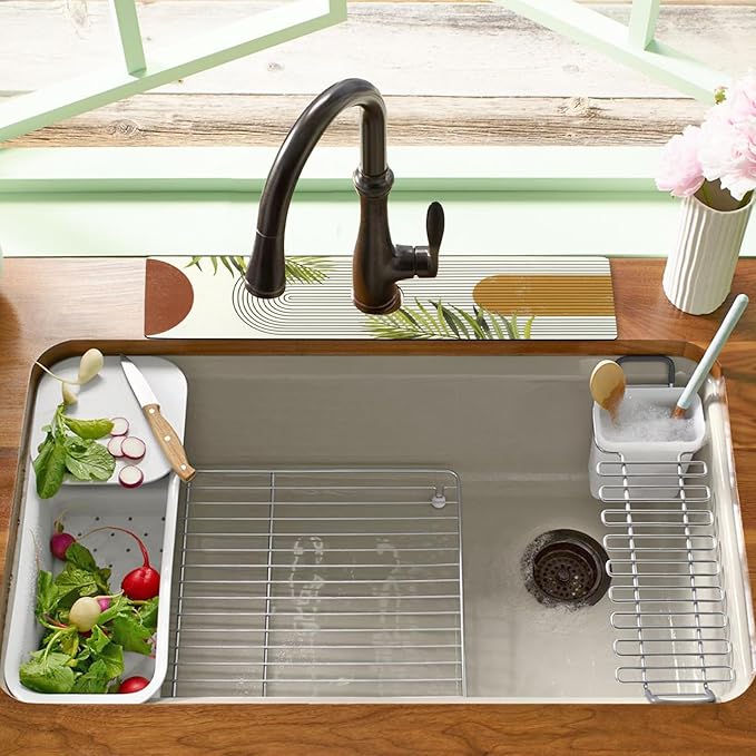 Sink Faucet Absorbing Mat, 2 Pack Drying Mat Around Faucet Sink Splash Guard - Image 6