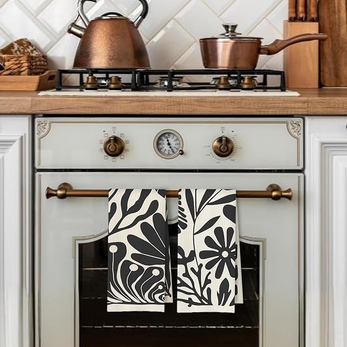 Abstract Boho Neutral Floral Kitchen Towels Set of 2, 70s Retro Groovy Beige - Image 3