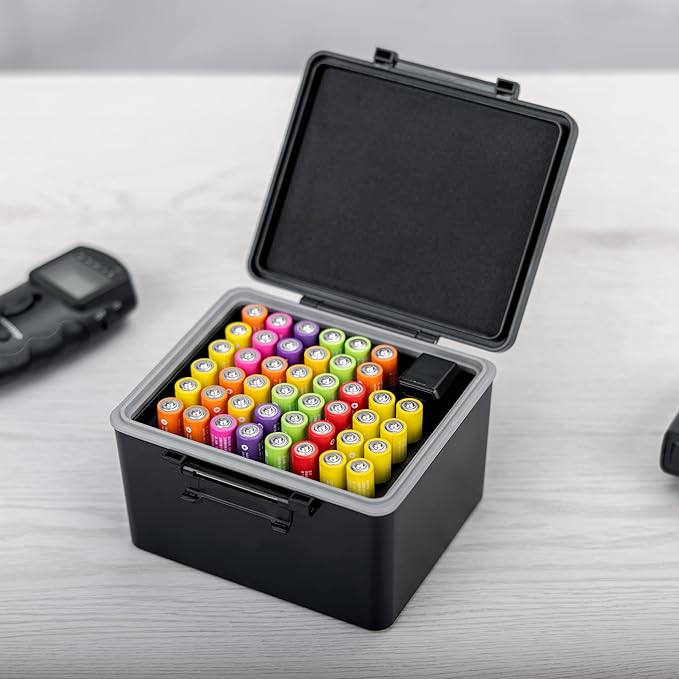 JJC AAA Battery Hard Case with Detachable Tester Checker, 44 Slots AAA Battery - Image 8