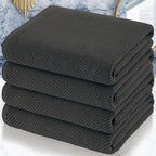 VOOVA & MOVAS Grey Bath Towels by VOOVAMOVAS