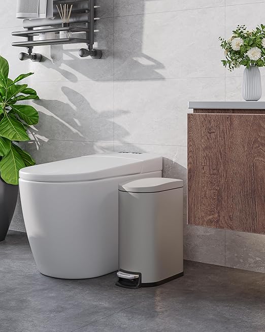 Garvee 2.6 gal / 10 L Metal Bathroom Trash Can - Image 2