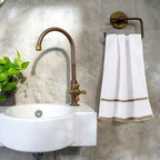 PiccoCasa Set of 2, 750 GSM Luxury White Hand Towels - Image 2