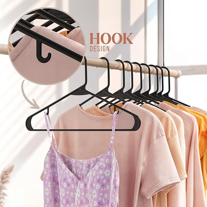 Plastic Hangers 20 Pack Black - Image 5