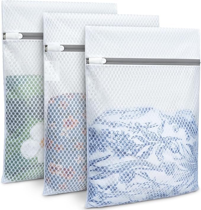 BAGAIL Laundry Bags Mesh Wash Bag by BAGAIL