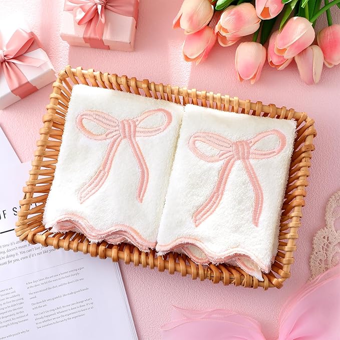 2 Pcs White Pink Scalloped Hand Towels - Image 6