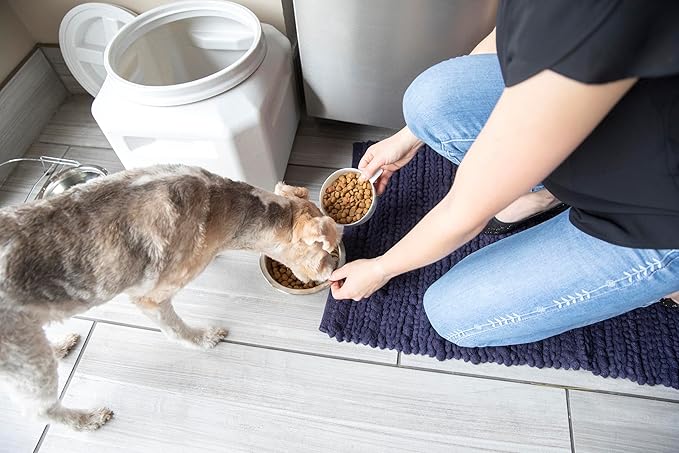 Gamma2 Vittles Vault Dog Food Storage Container - Image 4