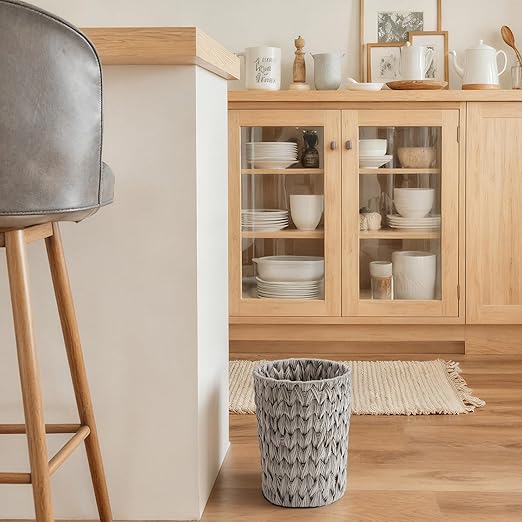 GRANNY SAYS Small Wicker Trash Can, 2 Gallon Bathroom Waste Basket, Small - Image 5