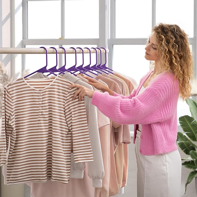 Plastic Hangers 50 Pack Purple - Image 3