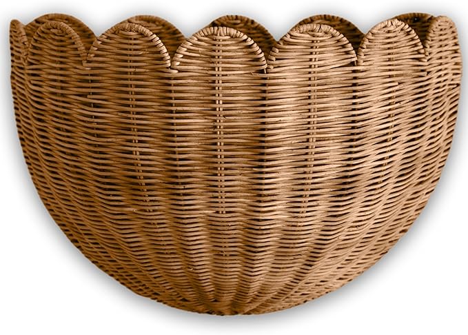 BEBE BASK Scalloped Wicker Hanging Basket by BEBEBASK%C2%AE