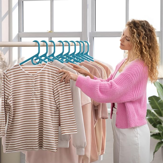 NEATERIZE Ultra Heavy Duty Plastic Clothes Hangers - Image 6