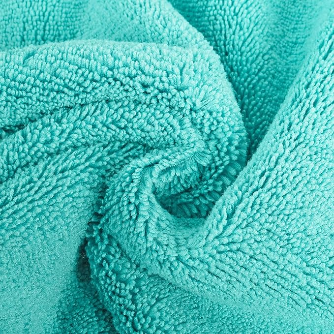 POLYTE Premium Lint Free Microfiber Washcloth Face Towel, 13 x 13 in - Image 3