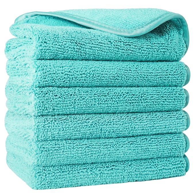 POLYTE Premium Lint Free Microfiber Washcloth Face Towel, 13 x 13 in by Polyte