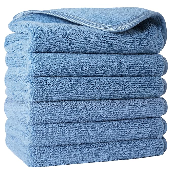 POLYTE Premium Lint Free Microfiber Washcloth Face Towel, 13 x 13 in by Polyte