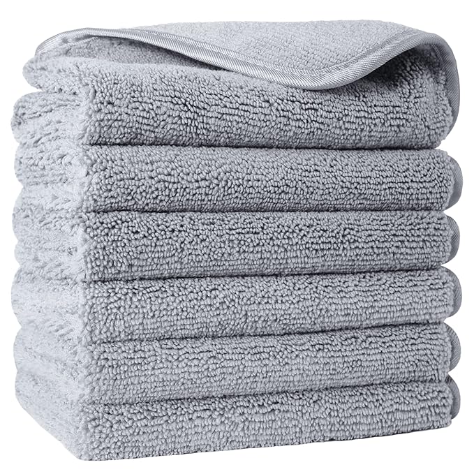 POLYTE Premium Lint Free Microfiber Washcloth Face Towel, 13 x 13 in by Polyte