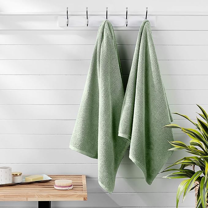Amazon Basics Quick-Dry Lightweight Moisture Absorbing Bath Towel, 100% Cotton - Image 8