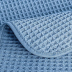 POLYTE 430 GSM Microfiber Lint Free Washcloth Face Towel, 13 x 13 in, 4 Pack - Image 4