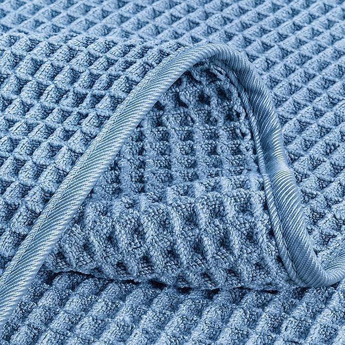 POLYTE 430 GSM Microfiber Lint Free Washcloth Face Towel, 13 x 13 in, 4 Pack - Image 3