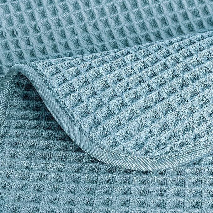 POLYTE 430 GSM Microfiber Lint Free Washcloth Face Towel, 13 x 13 in, 4 Pack - Image 4