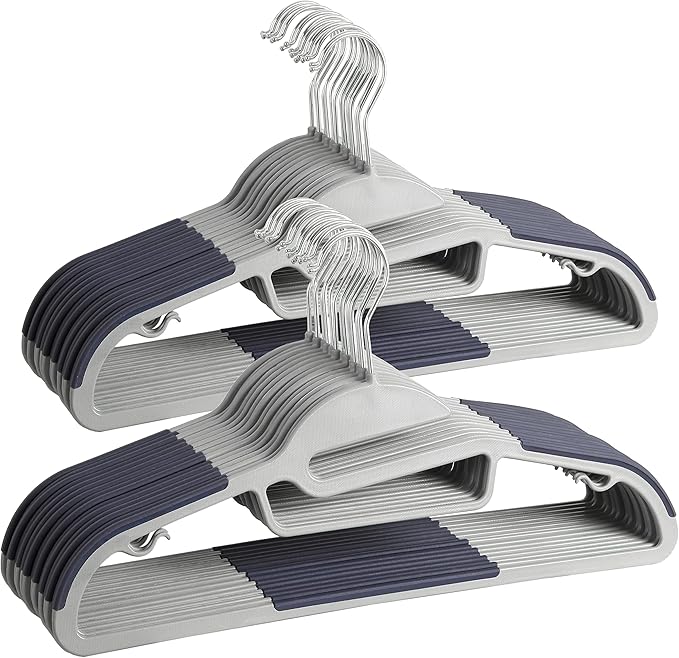 Finnhomy 50 Pack Plastic Hangers, Heavy Duty Clothes Hangers by Finnhomy